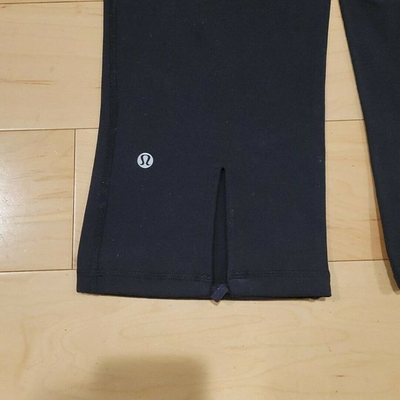 Brand New Lululemon 'Gather and Crow Crop' Leggings Black/ Blue Waistband Sz 10 - Picture 9 of 10